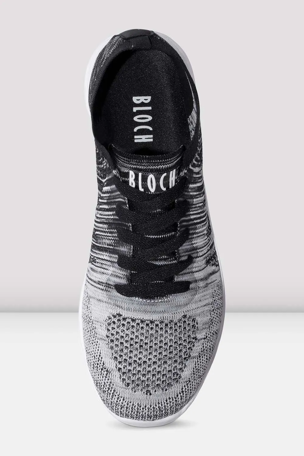 Adult Omnia Lightweight Knitted Sneakers