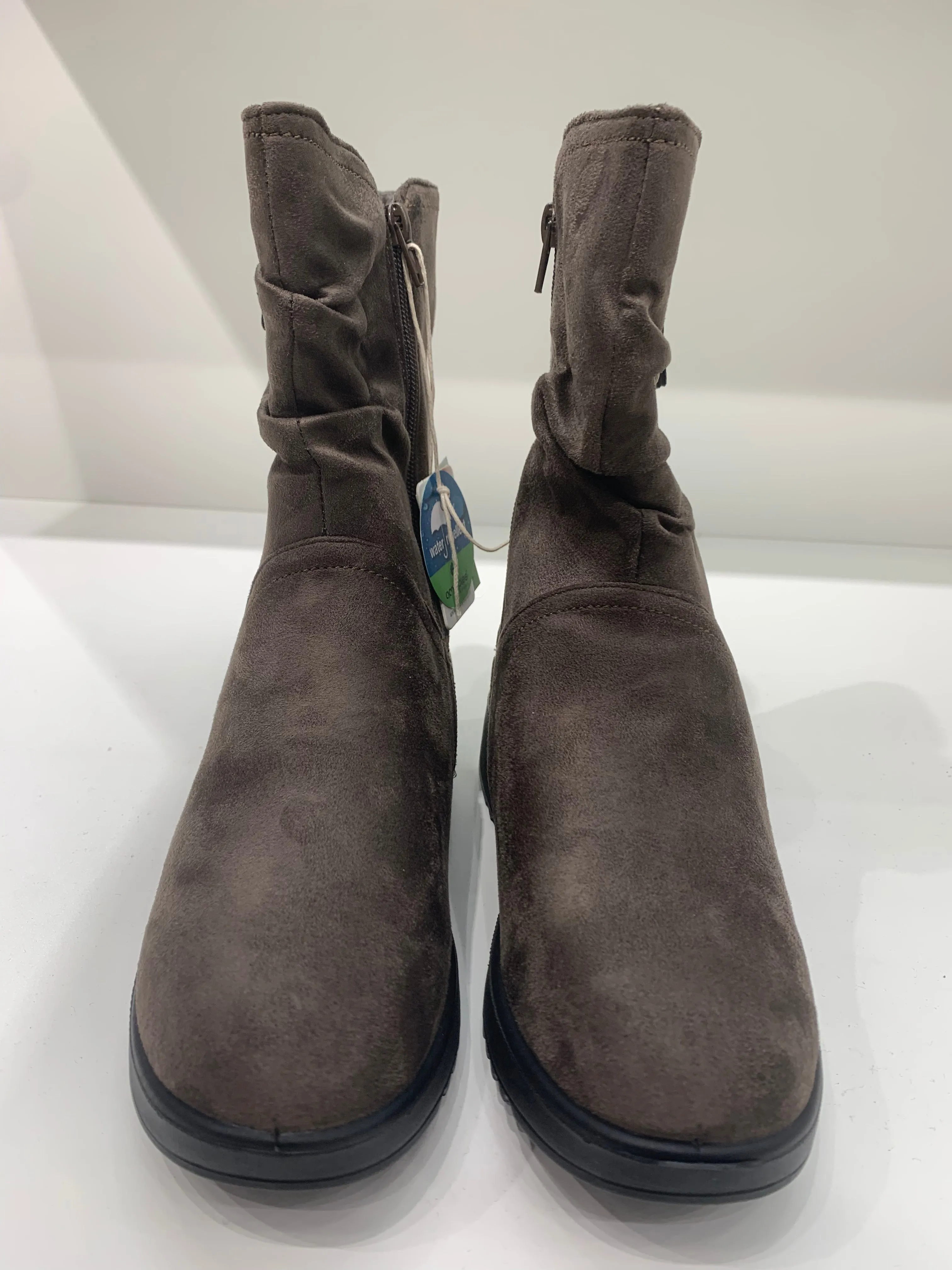 AJH25477 TAUPE