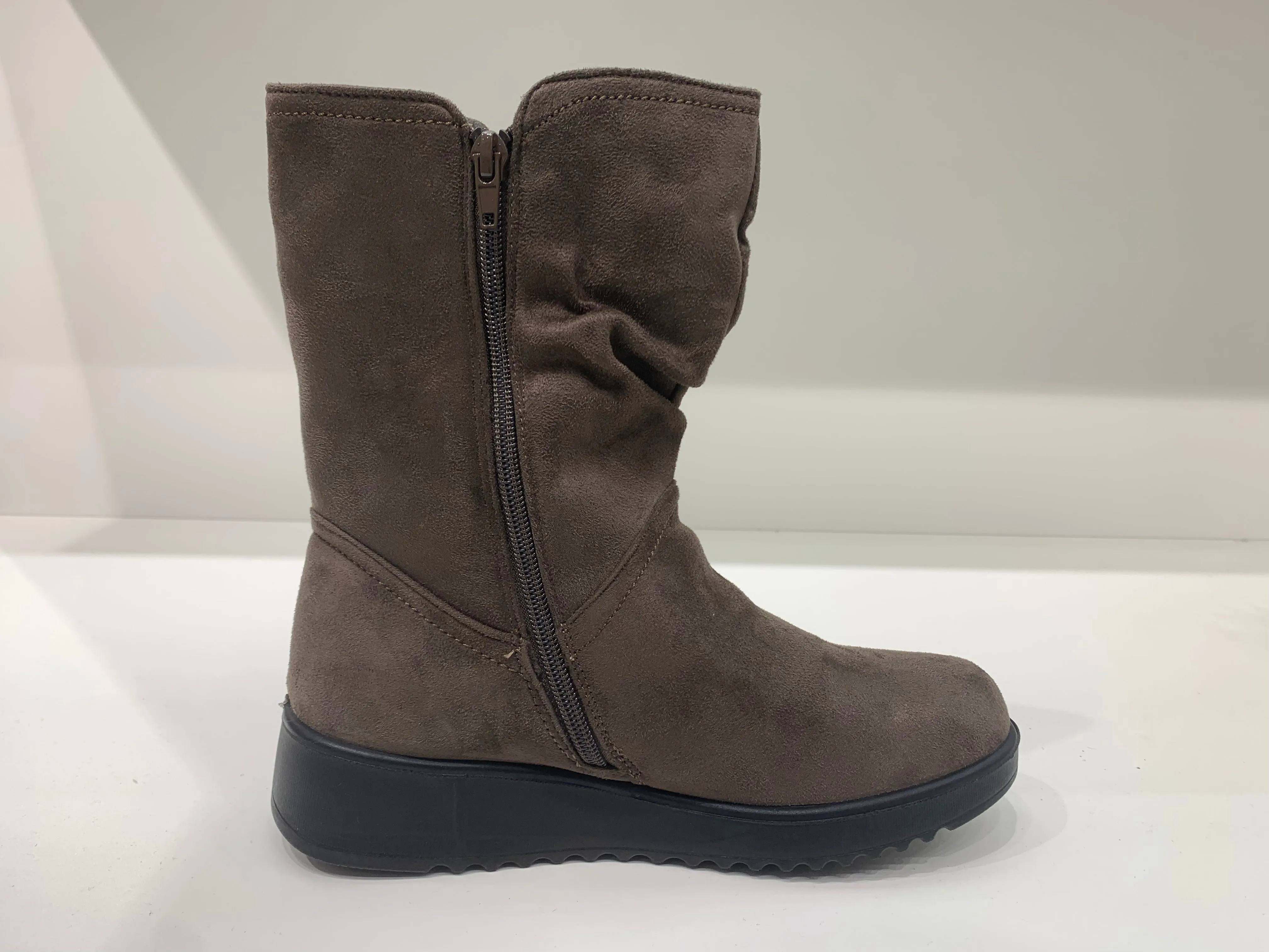 AJH25477 TAUPE
