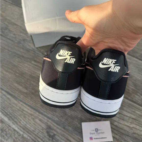 Brand New Nike Air Force 1 “Outline Black” Big Kids Sneakers (K6.5/W8)