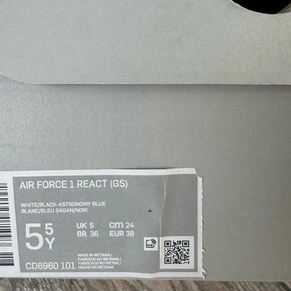 Brand New Nike Air Force 1 React Big Kids Sneakers (GS 5.5Y)
