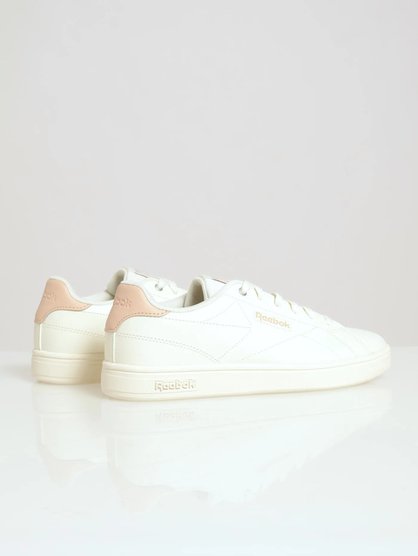 Court Clean Sneaker - Oatmeal