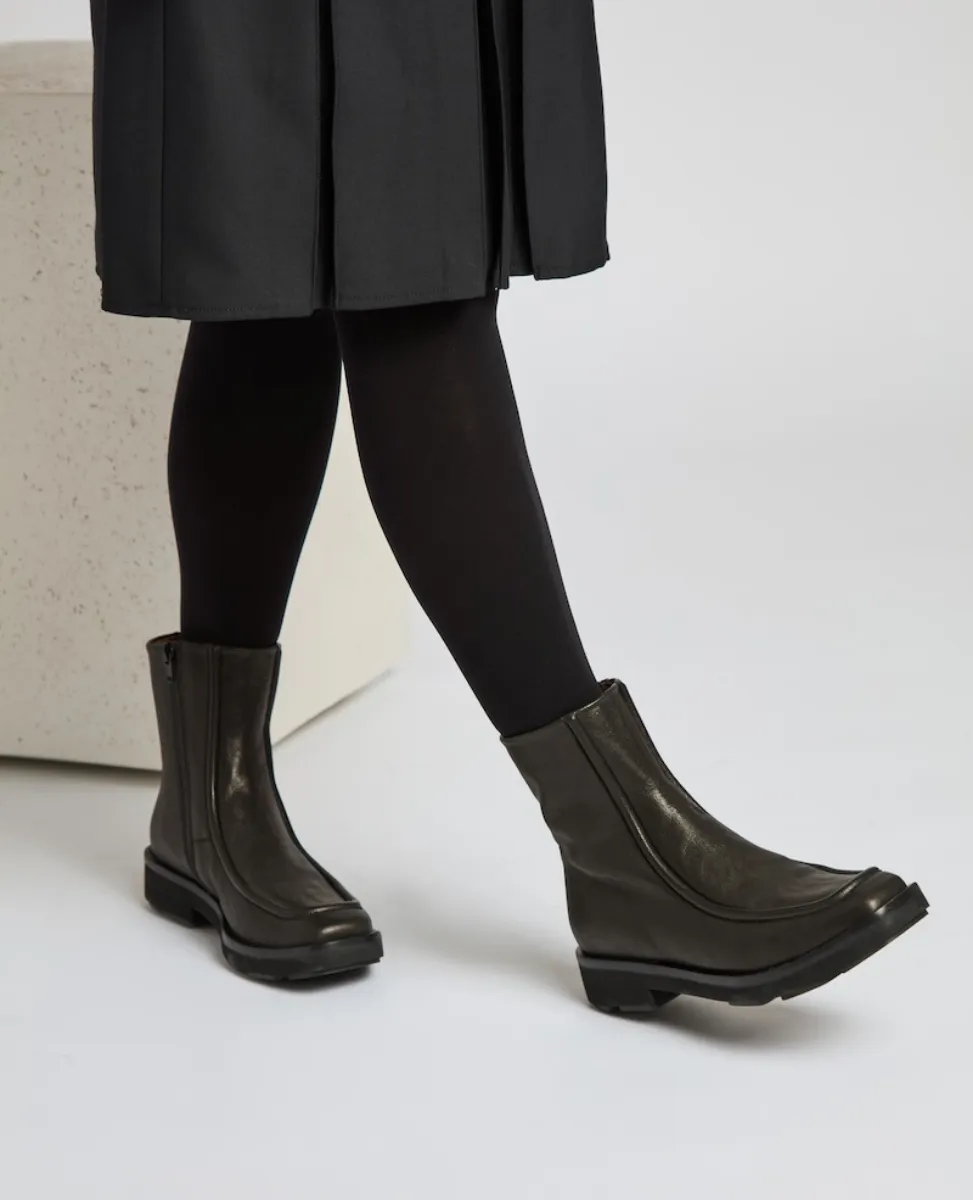 Light Boot