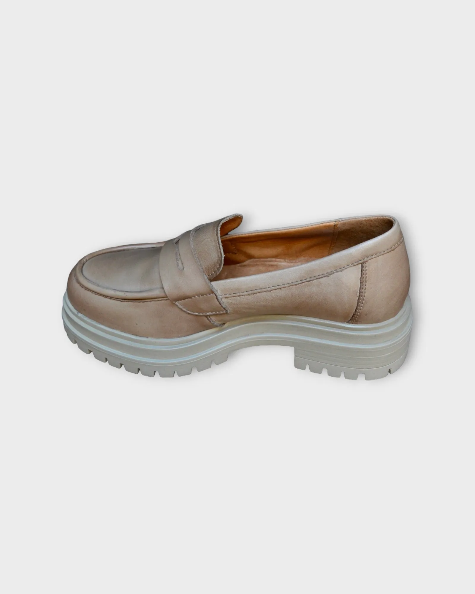 Miz Mooz Legend Size 39 only