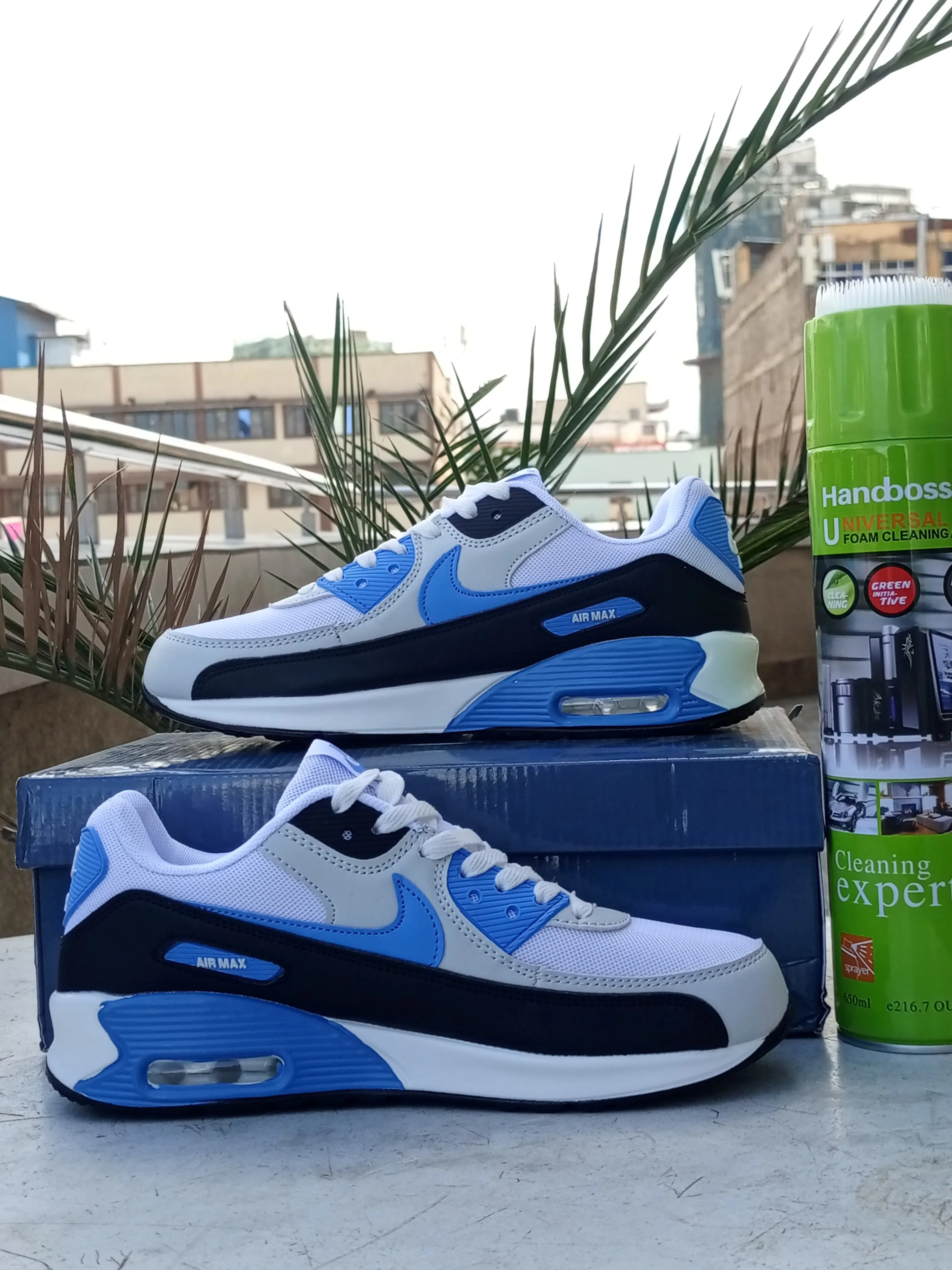 Nike Air Max 90 - White, Black & Light Blue