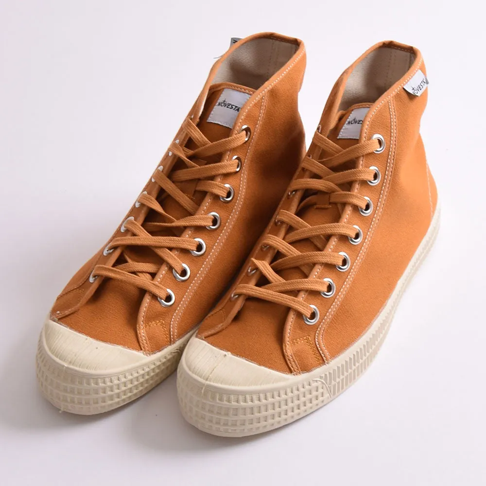 Novesta Star Dribble Sedlova Contrast Stitching Ecru Boots