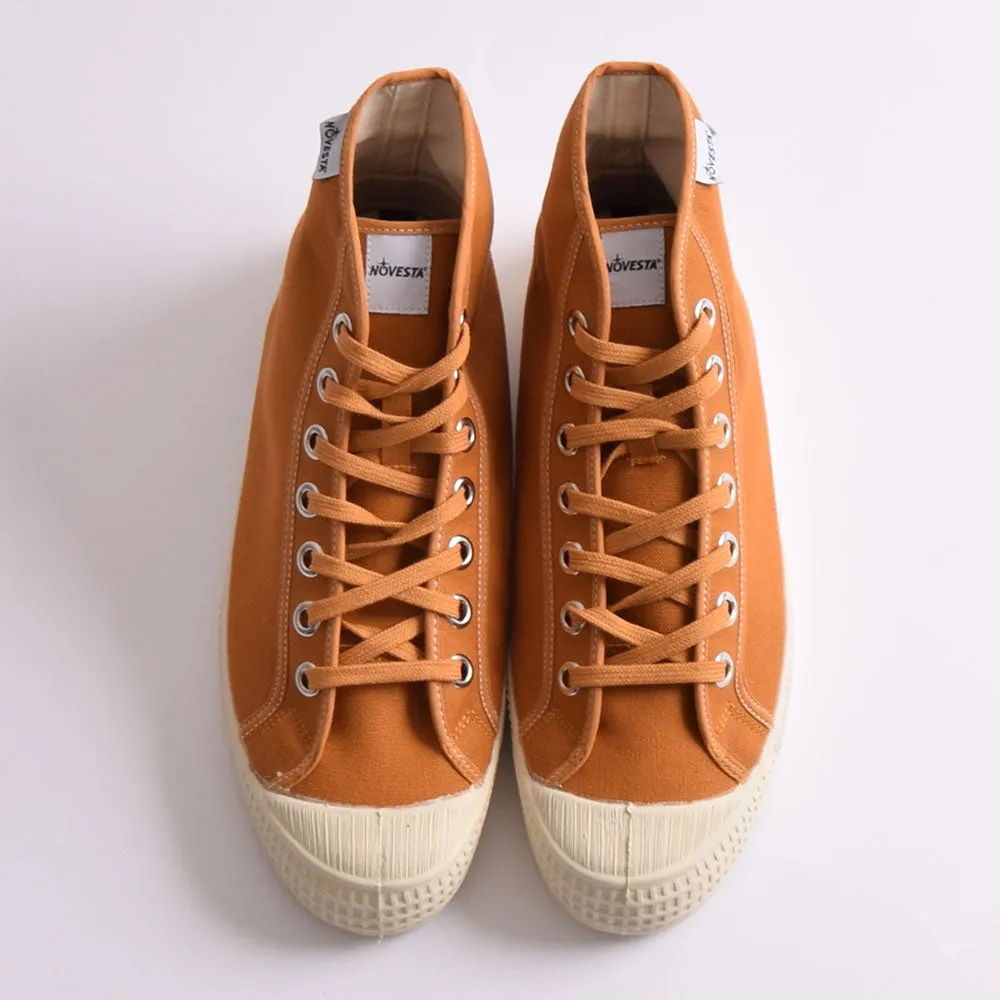 Novesta Star Dribble Sedlova Contrast Stitching Ecru Boots