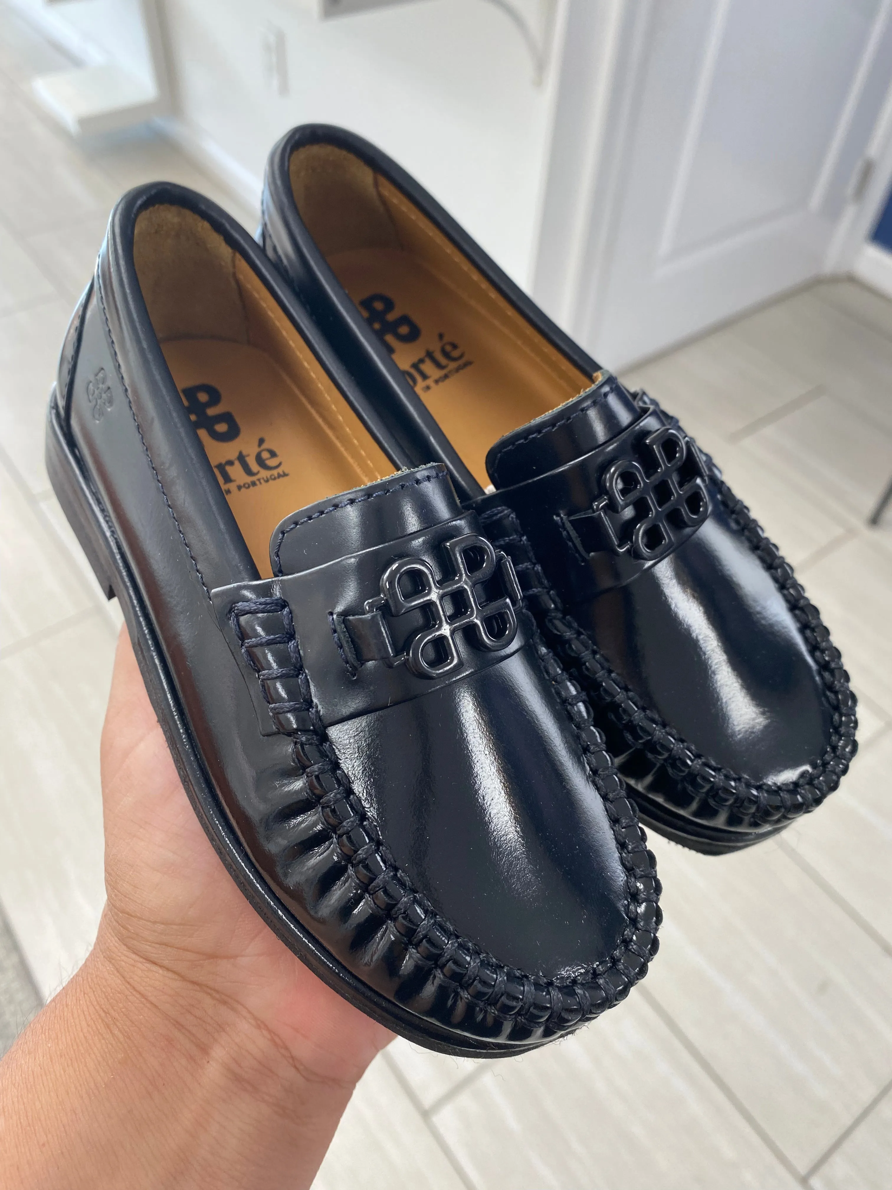 Porte Black Shine Buckle Loafer