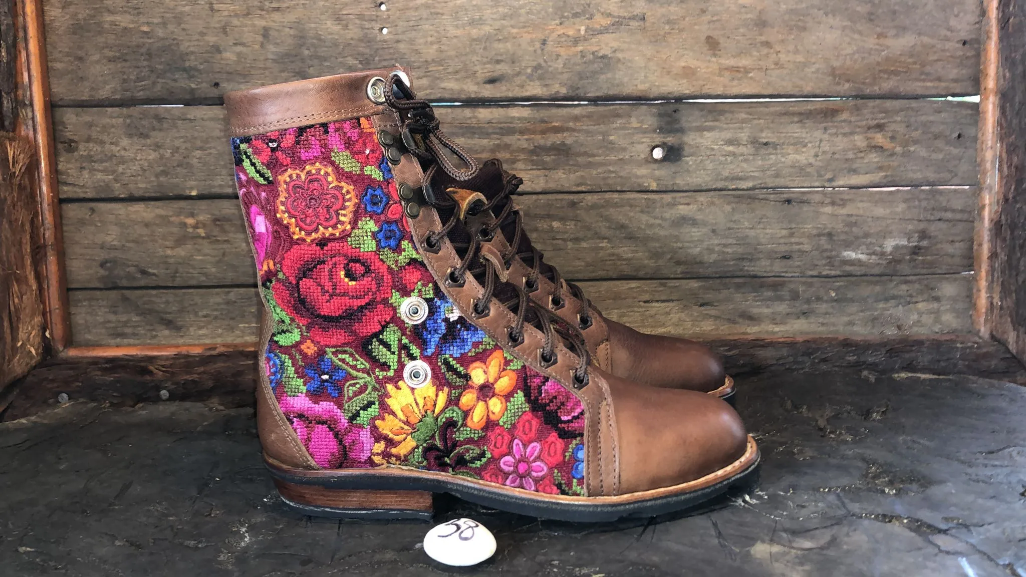Size 38 Gypsy Boots - Rose Garden