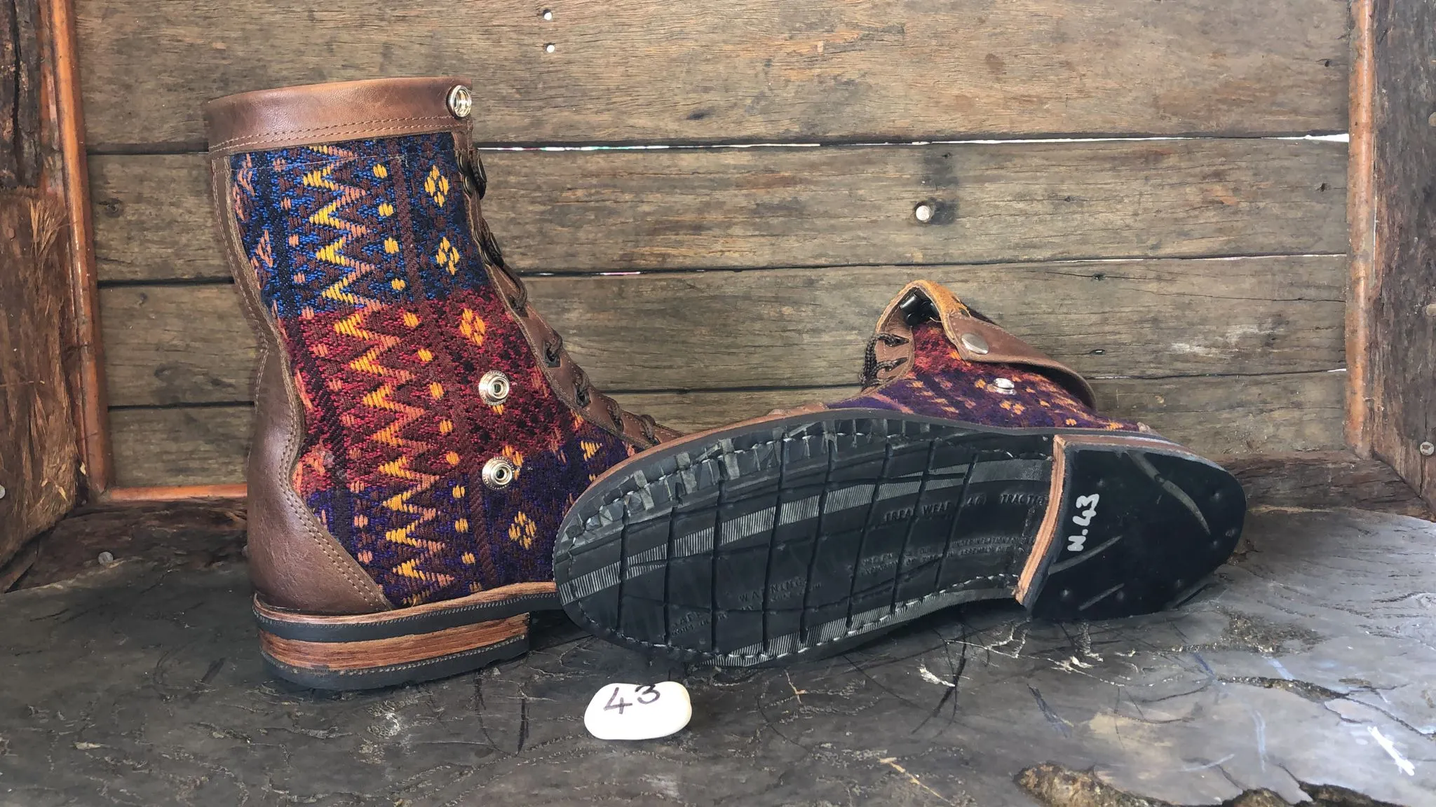 Size 43 Gypsy Boots - Night Colours