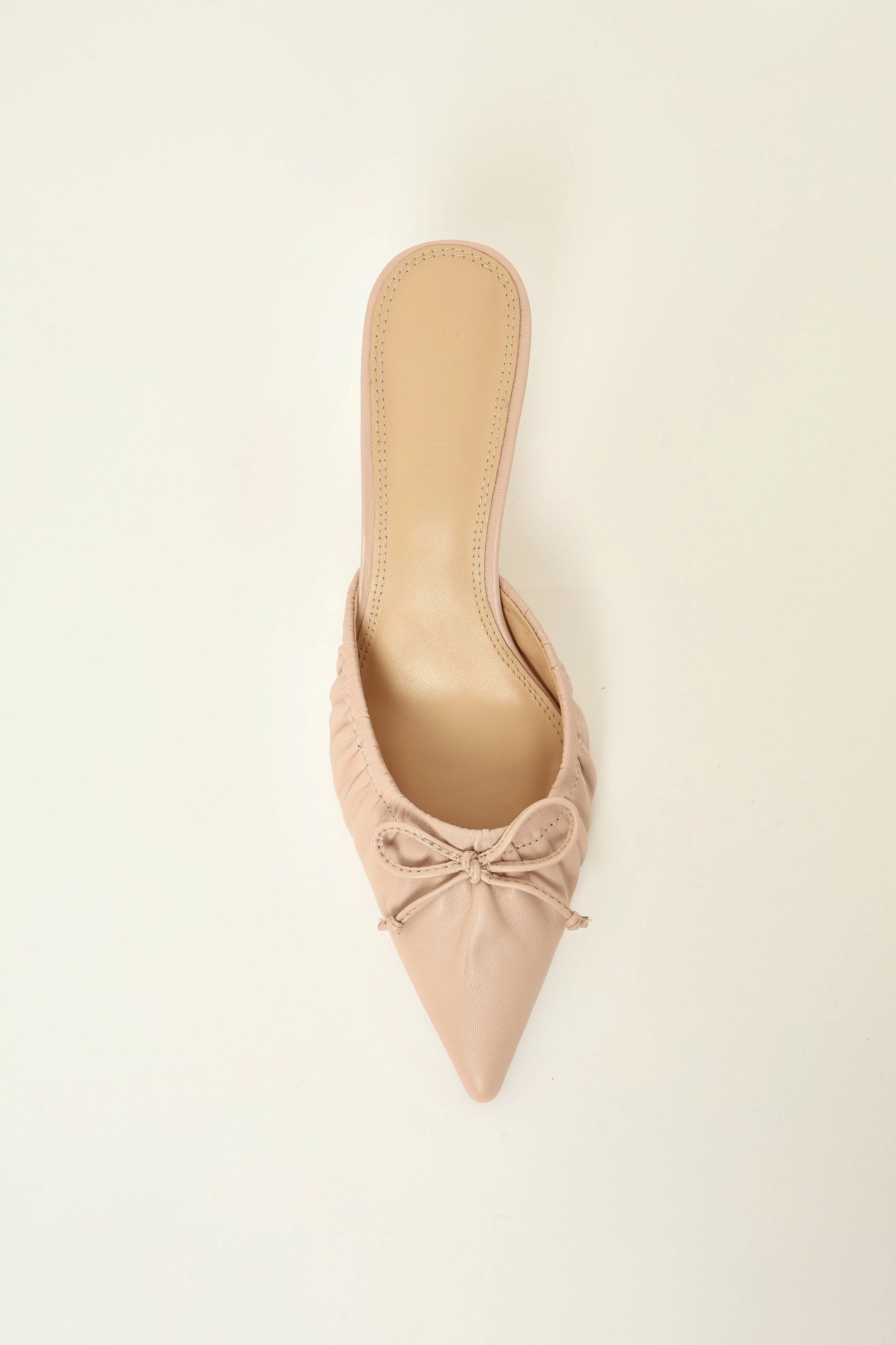 THE COURTS | BLUSH LEATHER