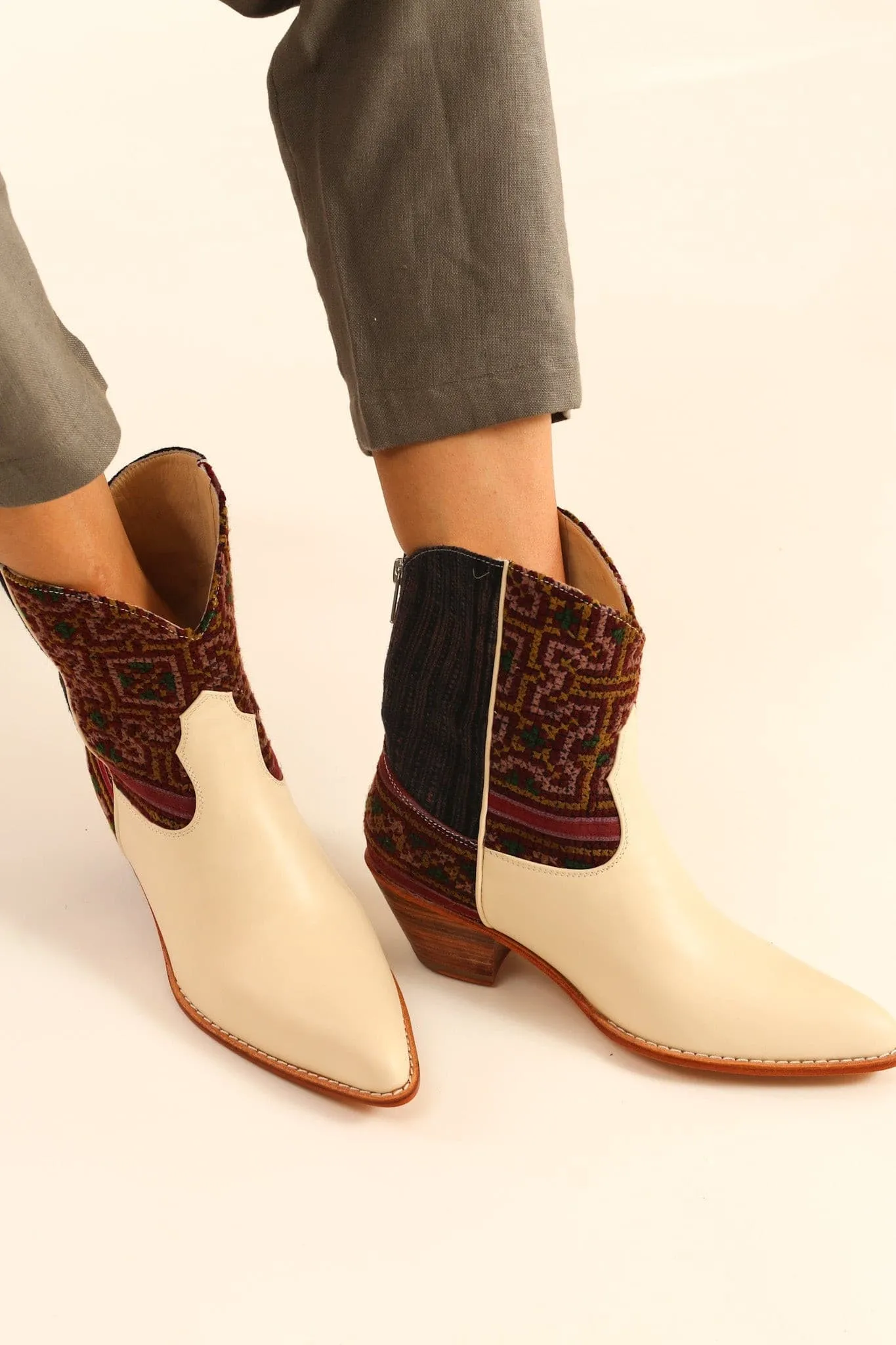 TRIBAL FABRIC SHORT BOOTS IRUS
